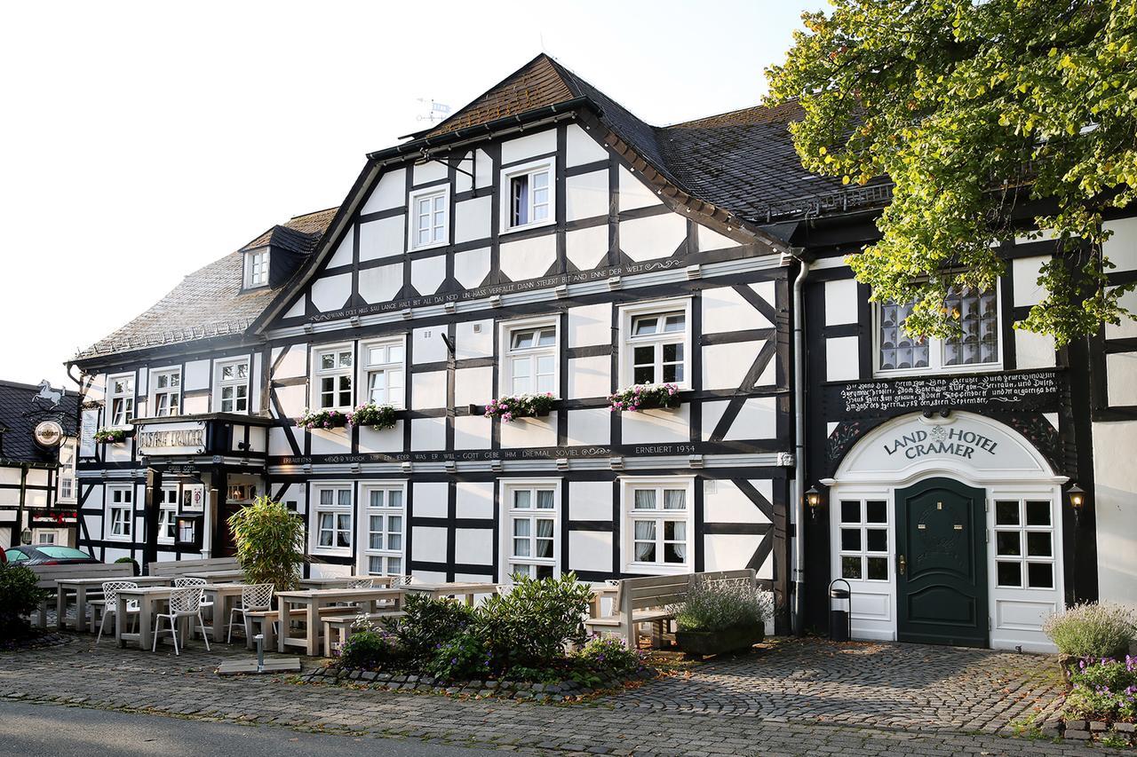 Landhotel & Gasthof Cramer Warstein Buitenkant foto